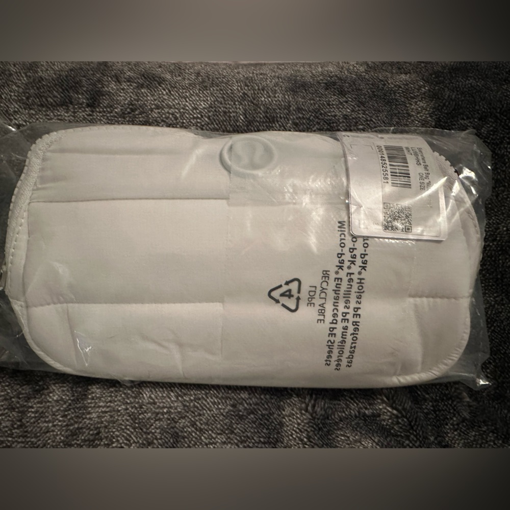 NWT Lululemon Everywhere Belt Bag “Wunder Puff”